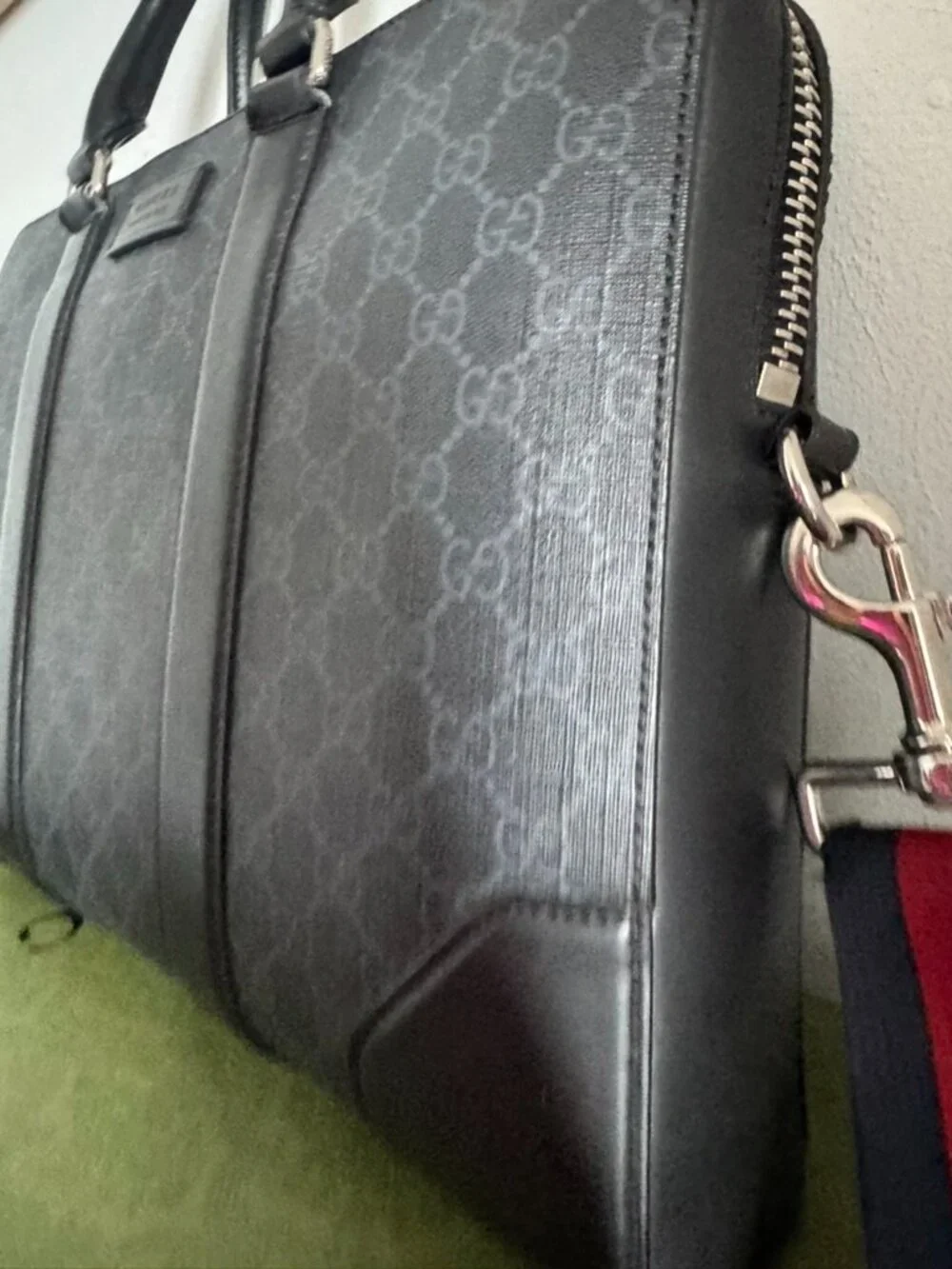 Gucci x Supreme GG Supreme Web Stripe Briefcase / Laptop Bag – Pristine
